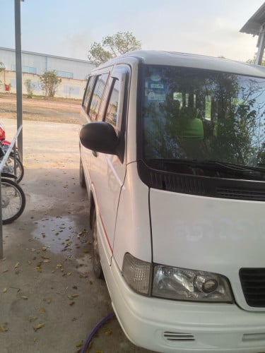 លក់12កៅអីឆ្នាំ2000