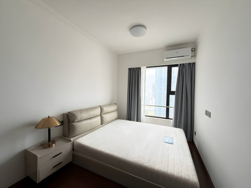 𝐅𝐨𝐫 𝐑𝐞𝐧𝐭: 1BR At 23th floor Available In BKK1