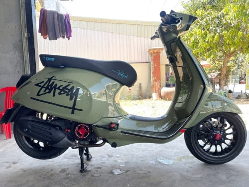 លក់2000ចចារម៉ូតូអត់លីអូ