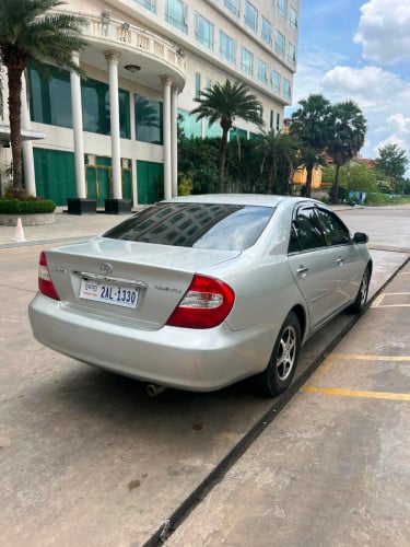 ឆ្នាំ 2003 LE