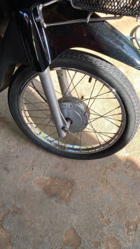 សង់2006ម៉ូតូសានុំលក់សំរ៉ាប់ម៉ូយជិះលក់មិនប្រញាប់ ទីតាំងក្រុងកំពត