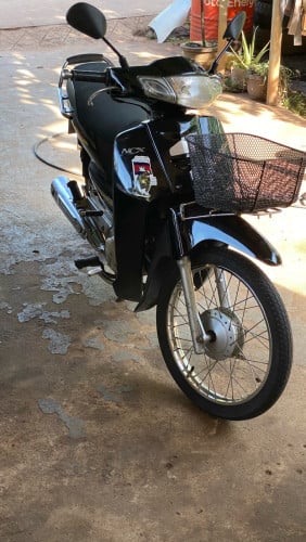 សង់2006ម៉ូតូសានុំលក់សំរ៉ាប់ម៉ូយជិះលក់មិនប្រញាប់ ទីតាំងក្រុងកំពត