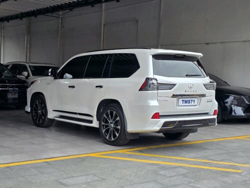 ស្តុកថ្មីទើបកាត់បាន!2020 LEXUS LX570 ឡានថ្មីខ្លាំង​ ម្ចាស់ដេីមទិញថ្មីខ្លាញ់គោ