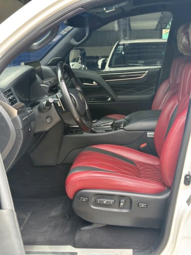 ស្តុកថ្មីទើបកាត់បាន!2020 LEXUS LX570 ឡានថ្មីខ្លាំង​ ម្ចាស់ដេីមទិញថ្មីខ្លាញ់គោ