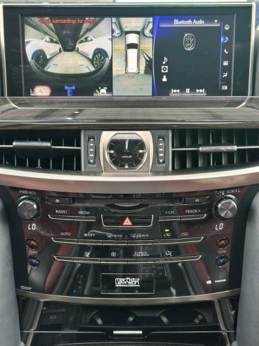 ស្តុកថ្មីទើបកាត់បាន!2020 LEXUS LX570 ឡានថ្មីខ្លាំង​ ម្ចាស់ដេីមទិញថ្មីខ្លាញ់គោ