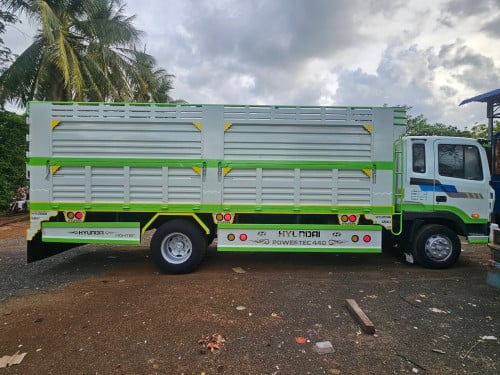 ឆ្នាំ០៤,22000ចរចា