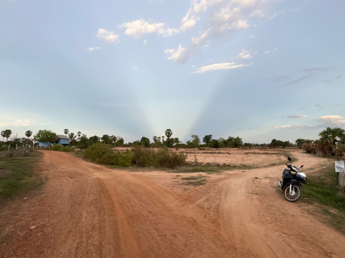 ដីឡូតិ៏ ប្លង់រឹង ក្រុងពោធិ៏សាត់ $3,000 (20m x 20m)