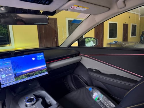 ទើបទិញបាន3ខែប្រភេទfull option range 610km