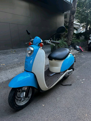 មានពន្ធលក់320$ចរចារ