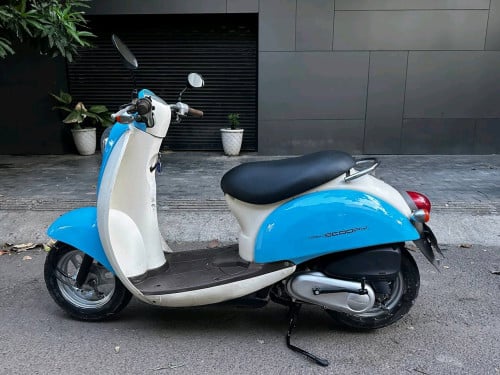 មានពន្ធលក់320$ចរចារ