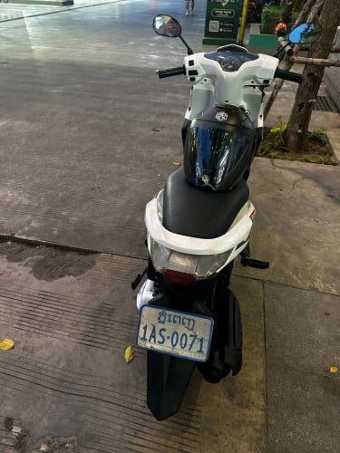 មានពន្ធត្រឹមត្រូវលក់570$ចរចារ