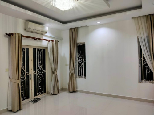 វីឡាកូនកាត់ សម្រាប់ជួលនៅបុរី វិមានភ្នំពេញ 598