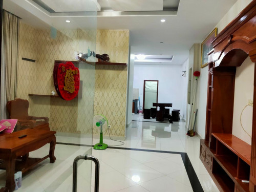 វីឡាកូនកាត់ សម្រាប់ជួលនៅបុរី វិមានភ្នំពេញ 598
