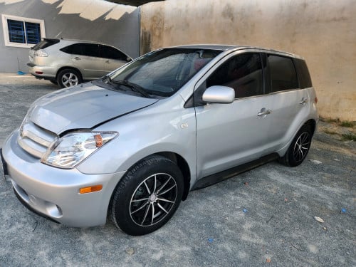 ឡានលក់ $6,300 ចរចារ