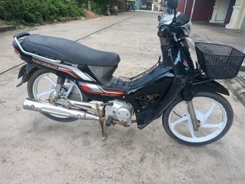ម៉ូតូលក់ 730$អាសង់ឆ្នាំ 2010នៅសានុំមានពន្ធកាតគ្រីត្រឹមត្រូវម៉ាសុីនស្ងាត់ល្អជិះស្រួល/092 614964 /