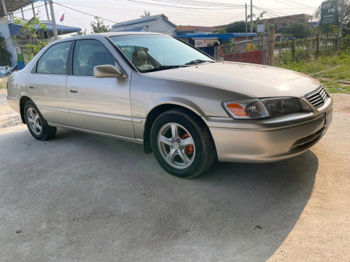ឡានលក់ឆ្នាំ99