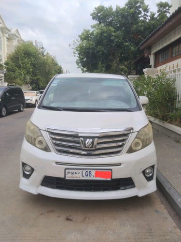 ឡានសាង Alphard year 012color White V4ប៉ុង1 ទ្វារអូតូ2 កៅអីម៉ាស្សា vip plate កម្ពុជា ឈេា្មះម្ចាស់ដេីម