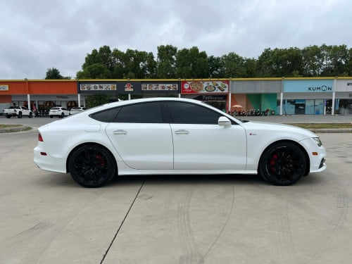 ឡានលក់ Audi A7 ឆ្នាំ2012 Full