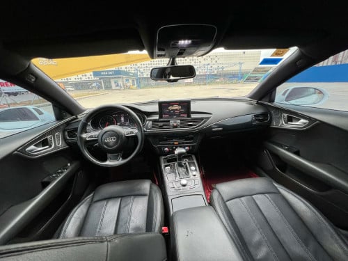 ឡានលក់ Audi A7 ឆ្នាំ2012 Full
