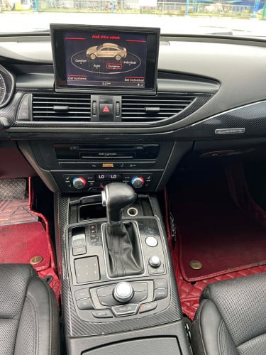 ឡានលក់ Audi A7 ឆ្នាំ2012 Full