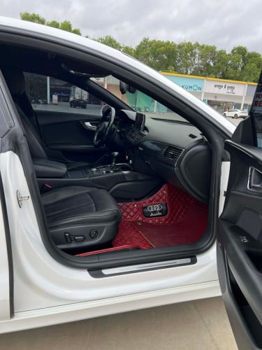 ឡានលក់ Audi A7 ឆ្នាំ2012 Full