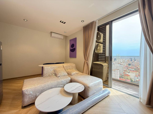 𝐅𝐨𝐫 𝐑𝐞𝐧𝐭: Brand New Condo 1-Bed Apartment – BKK1