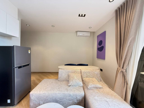 𝐅𝐨𝐫 𝐑𝐞𝐧𝐭: Brand New Condo 1-Bed Apartment – BKK1