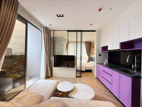 𝐅𝐨𝐫 𝐑𝐞𝐧𝐭: Brand New Condo 1-Bed Apartment – BKK1