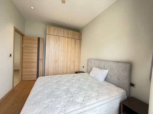 𝐅𝐨𝐫 𝐑𝐞𝐧𝐭: Corner Condo 1-Bedroom For Rent – BKK1