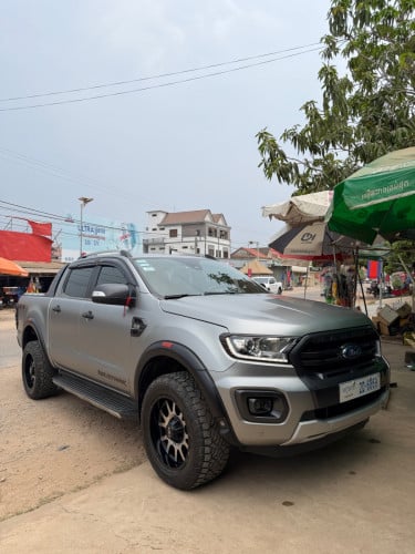 លក់ប្រញាប់បងៗ Ford Wildtrak 2019 ឡានស្អាតបងៗ