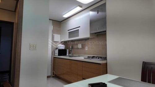 #ForRent 1- Bedroom apartment at De Castle Royal. Bkk1