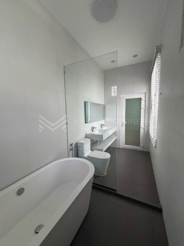 #Forrent 🏠Villa for rent in Toul Tompong