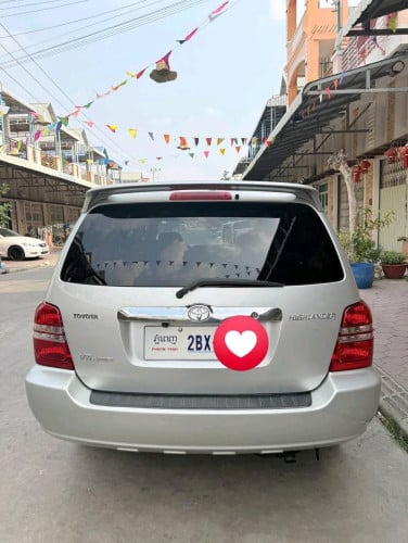 ឡាន Highlander ឆ្នាំ03 V6 ប៉ុង2 fuii ពេញ រៀបចំហើយស្អាតអត់បុកអត់ប៉ះ សាច់ដែកខ្ចីញ៉េញ