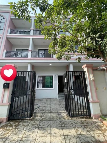 វិឡាកូនកាត់សម្រាប់ជួល | House for rent