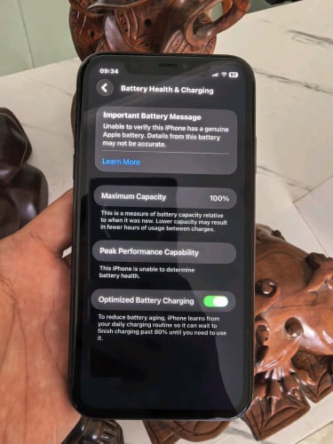 ចង់​លក់ឬដូរiphone 11 128G ជាមួយ​ Android​ phone