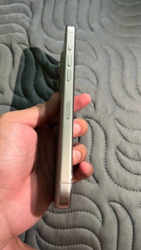 លក់រឺដូ iPhone 15Pro Max ZA Sim2 Natural Titanium សំណុំណែន