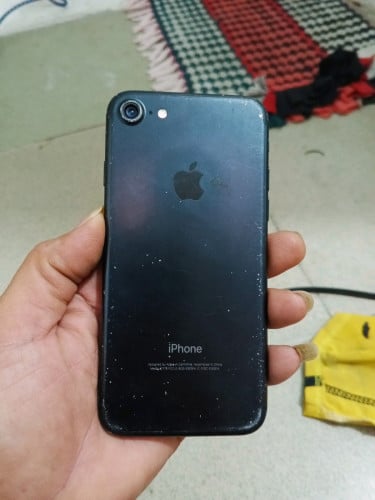 លក់iphone 7 ខូចអេក្រង់ម៉ាស៊ីននៅដំណើរការទាំងអស់