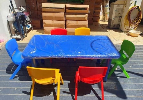តុ កៅអី ជ័រក្មេង - Kids Chairs & Table Set
