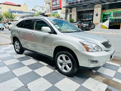 ថ្មីពេកហើយ ស្Lexus RX 330/2004 ប៉ុង1 ពណ៌ ប្រាក់ម្ចាស់ដើមផ្ទាល់ កាត់ឈ្មោះ បាន 2CN:$$$$