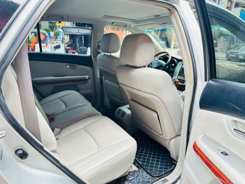 ថ្មីពេកហើយ ស្Lexus RX 330/2004 ប៉ុង1 ពណ៌ ប្រាក់ម្ចាស់ដើមផ្ទាល់ កាត់ឈ្មោះ បាន 2CN:$$$$