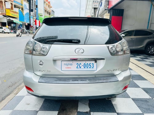 ថ្មីពេកហើយ ស្Lexus RX 330/2004 ប៉ុង1 ពណ៌ ប្រាក់ម្ចាស់ដើមផ្ទាល់ កាត់ឈ្មោះ បាន 2CN:$$$$