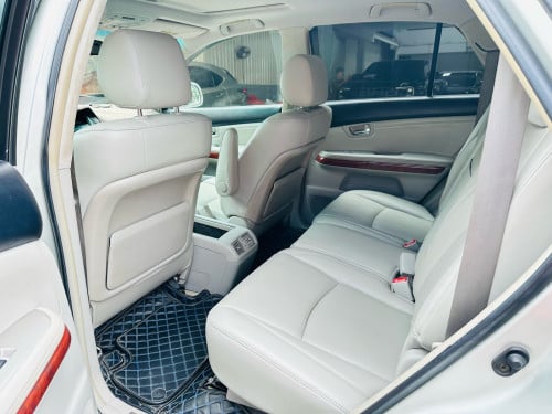 ថ្មីពេកហើយ ស្Lexus RX 330/2004 ប៉ុង1 ពណ៌ ប្រាក់ម្ចាស់ដើមផ្ទាល់ កាត់ឈ្មោះ បាន 2CN:$$$$