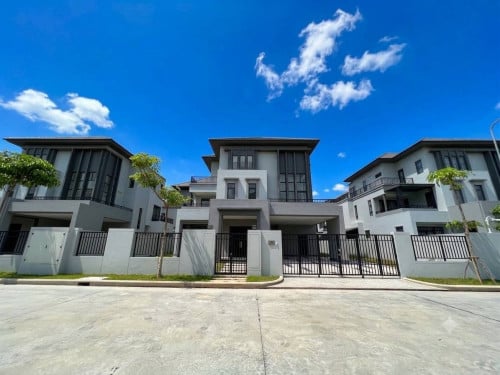 • ដេគ័រទំនើបទាន់សម័យ | Luxury Modern Decor