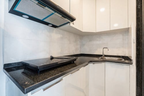 𝐅𝐨𝐫 𝐑𝐞𝐧𝐭: Modern 1BR Available For Rent – Olympic Area