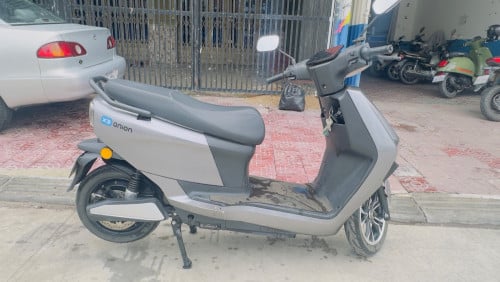 ម៉ូតូអាគុយ onion x3 ជិះបាន 140kg 750$