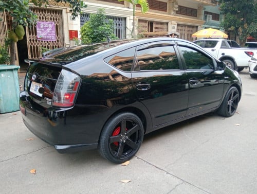 លក់ឡានស្អាត Prius ខ្មៅ ឆ្នាំ08 Full Touringកាមេរា360°