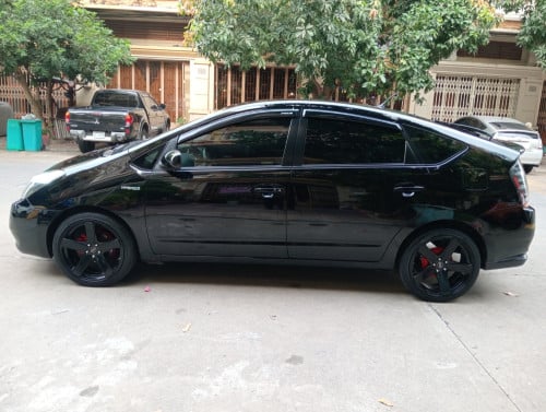 លក់ឡានស្អាត Prius ខ្មៅ ឆ្នាំ08 Full Touringកាមេរា360°