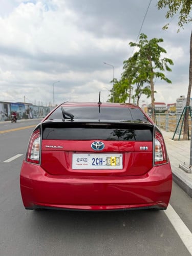 ចង់លក់ Prius 2013 OPTION 3 ពណ៍ក្រហម