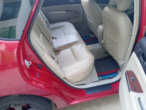 លក់ឡានPrius07 Full Touring តំលៃលក់ 10600$