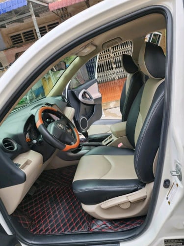 លក់​ RAV4 ឆ្នាំ06 ប៉ុង១ នាក់ប្រើស្រីន១ជុំ ម្ចាស់ដើម​ ទី១